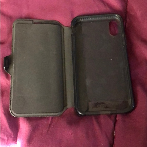 Phone case - Picture 2 of 4